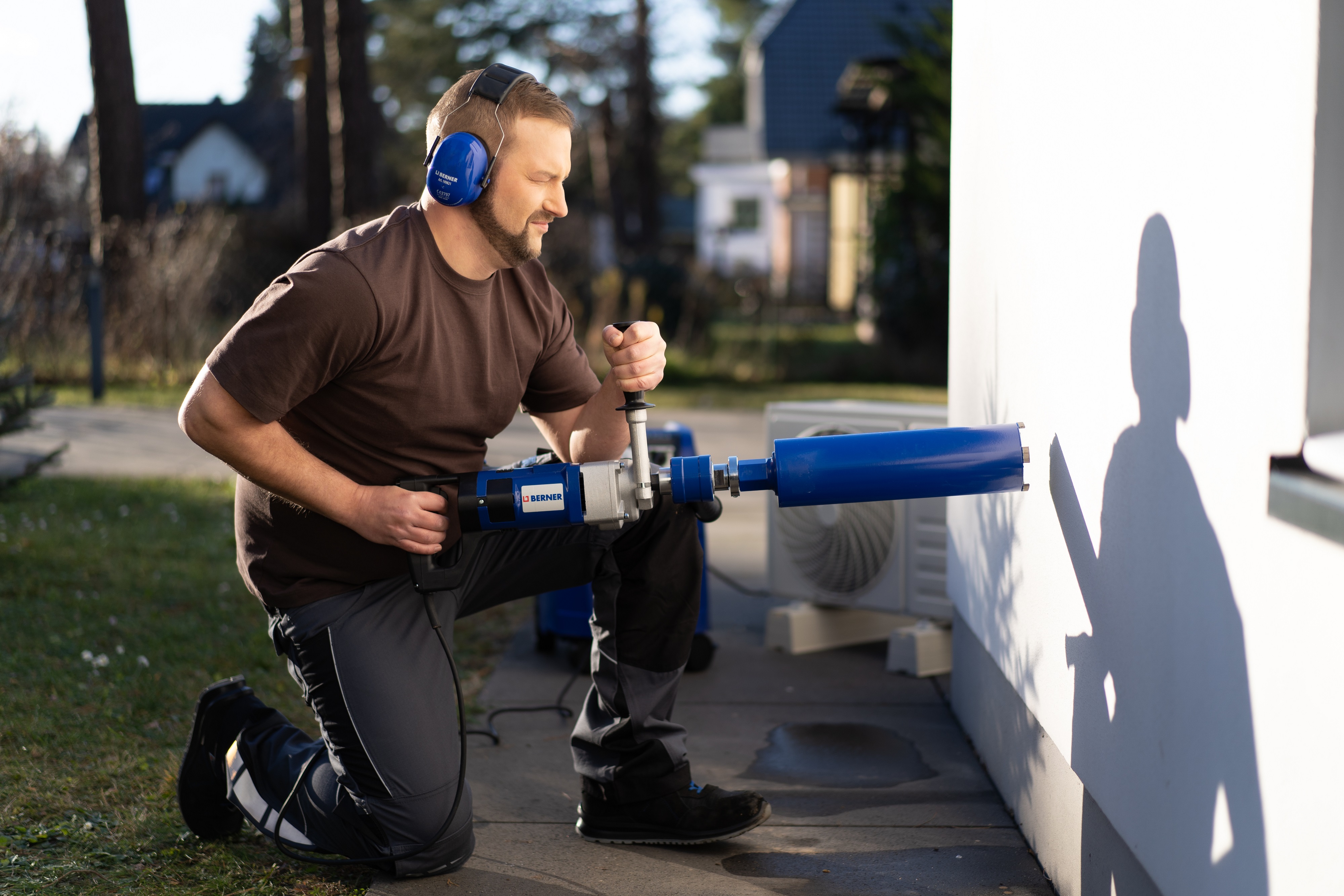 BERNER Branchenbarometer: Gute Stimmung in Italien und Frankreich, deutsche und österreichische Bau-Profis weniger optimistisch Berner Group